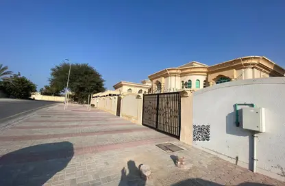 Villa - 7 Bedrooms - 7 Bathrooms for sale in Gate Tower 1 - Musheiref - Ajman