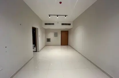 شقة - 2 غرف نوم - 2 حمامات للايجار في أبراج غلفا - الراشدية 1 - الراشدية - عجمان