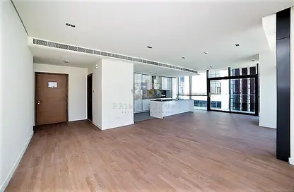Empty Room image for: Apartment - 3 Bedrooms - 4 Bathrooms for sale in Building 5 - City Walk - Dubai, Image 1