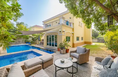 فيلا - 3 غرف نوم - 3 حمامات للايجار في التراث - جميرا بارك - دبي