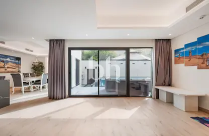 Townhouse - 5 Bedrooms - 6 Bathrooms for rent in Sharjah Sustainable City - Sharjah