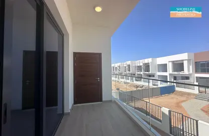 تاون هاوس - 2 غرف نوم - 3 حمامات للبيع في ماربيا - ميناء العرب - راس الخيمة - رأس الخيمة