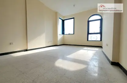 Empty Room image for: Apartment - 2 Bedrooms - 3 Bathrooms for rent in Al Nahyan - Abu Dhabi, Image 1