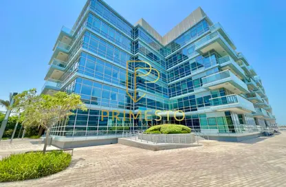 Apartment - 2 Bedrooms - 3 Bathrooms for rent in Al Marasy - Al Bateen - Abu Dhabi