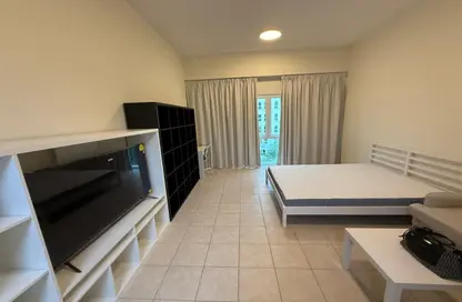 Apartment - Studio - 1 Bathroom for rent in Building 38 to Building 107 - Mediterranean Cluster - Discovery Gardens - Dubai