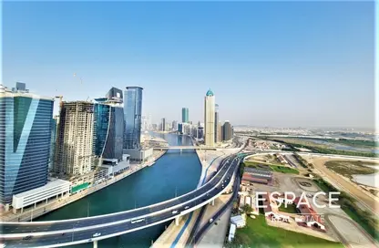 شقة - 2 غرف نوم - 2 حمامات للايجار في برج نورا - مدينة الحبتور - الخليج التجاري - دبي