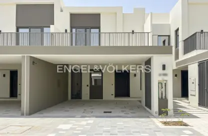 فيلا - 3 غرف نوم - 3 حمامات للبيع في أورا جاردنز - تلال الغاف - دبي