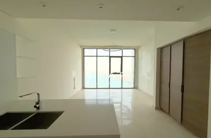 Apartment - Studio - 1 Bathroom for rent in ANWA - Maritime City - Dubai