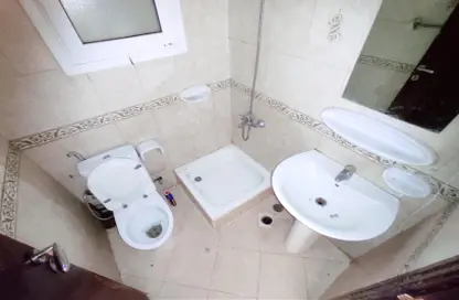 Bathroom image for: Apartment - 1 Bathroom for rent in Fire Station Road - Muwaileh - Sharjah, Image 1