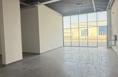 Shop - Studio - 1 Bathroom for rent in Umm Al Thuoob - Umm Al Quwain