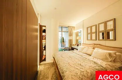 Apartment - 1 Bedroom - 3 Bathrooms for sale in BLVD Crescent Podium - BLVD Crescent - Downtown Dubai - Dubai