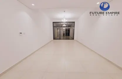 Apartment - 2 Bedrooms - 3 Bathrooms for rent in Airport Road Area - Al Garhoud - Dubai