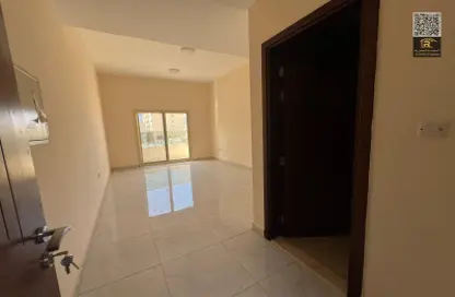 شقة - غرفة نوم - 2 حمامات للايجار في أورينت تاور 1 - أورينت تاور - البستان - عجمان