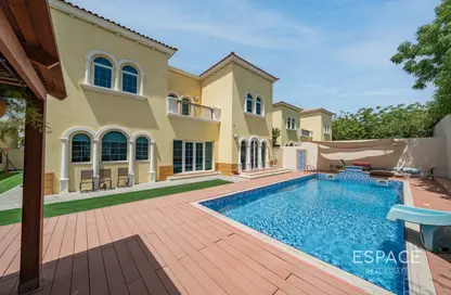 Villa - 3 Bedrooms - 3 Bathrooms for sale in Legacy - Jumeirah Park - Dubai