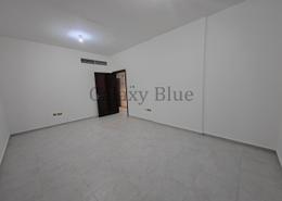 صورةغرفة فارغة لـ: شقة - 2 غرف نوم - 2 حمامات للكراء في شابية - مصفح - أبوظبي, صورة 1