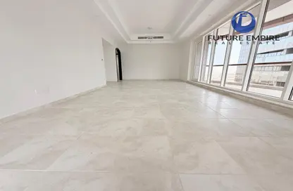 Apartment - 3 Bedrooms - 5 Bathrooms for rent in Escape Tower - Business Bay - Dubai