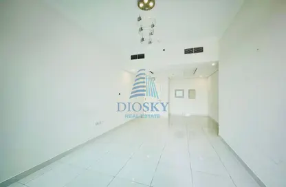 شقة - 2 غرف نوم - 3 حمامات للايجار في مبني أجياد - الضاحية 10 - قرية الجميرا سركل - دبي