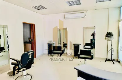 Shop - Studio - 1 Bathroom for rent in K12 - Greece Cluster - International City - Dubai