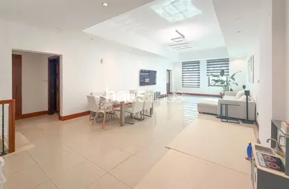 Apartment - 3 Bedrooms - 4 Bathrooms for sale in Golden Mile 2 - Golden Mile - Palm Jumeirah - Dubai