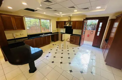 Villa - 4 Bedrooms - 4 Bathrooms for rent in Umm Suqeim 3 Villas - Umm Suqeim 3 - Umm Suqeim - Dubai