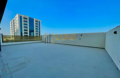 شقة - 2 غرف نوم - 3 حمامات للايجار في جميرا جاردن سيتي - السطوة - دبي