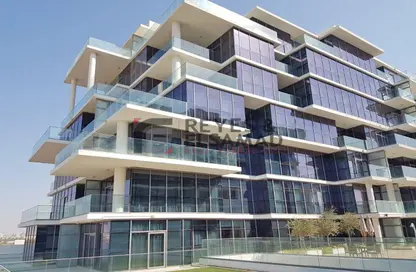 Apartment - 1 Bathroom for sale in Golf Veduta B - Golf Veduta Hotel Apartments - DAMAC Hills - Dubai