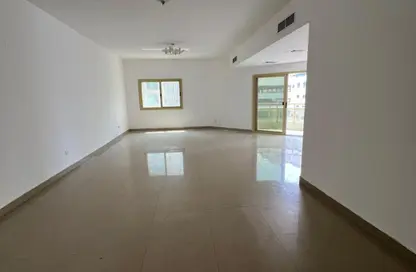 Apartment - 2 Bedrooms - 4 Bathrooms for rent in Al Majaz 2 - Al Majaz - Sharjah
