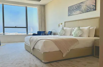 Apartment - Studio - 1 Bathroom for rent in The Palm Tower - Palm Jumeirah - Dubai