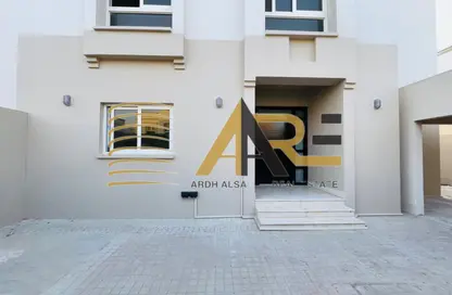 فيلا - 4 غرف نوم - 5 حمامات للايجار في براشي - البادي - الشارقة