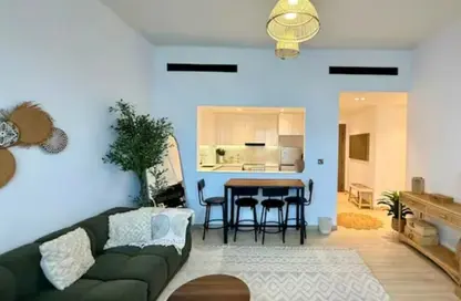 شقة - 2 غرف نوم - 2 حمامات للايجار في مرتفعات بن غاطي - الضاحية 10 - قرية الجميرا سركل - دبي