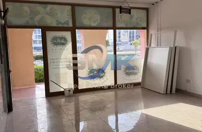 Shop - Studio - 1 Bathroom for sale in England Cluster - International City - Dubai