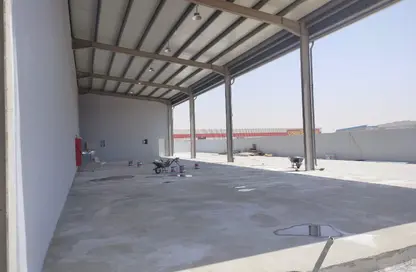 مستودع - استوديو - 2 حمامات للايجار في المنطقة الصناعية 2 - منطقة الإمارات الصناعية الحديثة - أم القيوين