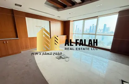 نصف طابق - استوديو - 2 حمامات للايجار في كورنيش الخان - الخان - الشارقة