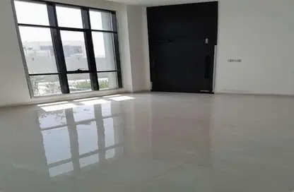 Villa - 7 Bedrooms - 7+ Bathrooms for rent in Al Aweer 1 - Al Aweer - Dubai