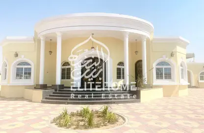 فيلا - 3 غرف نوم - 4 حمامات للبيع في الضاحية 19 - النوف - الشارقة