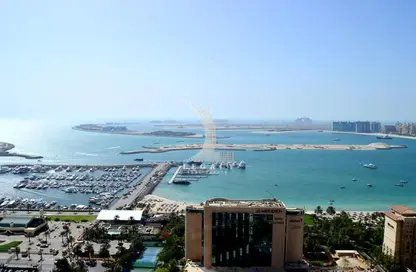 Apartment - 3 Bedrooms - 5 Bathrooms for rent in Ocean Heights - Dubai Marina - Dubai