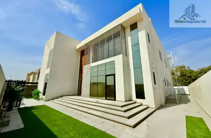 Villa - 5 Bedrooms - 7 Bathrooms for rent in Nad Al Sheba Gardens - Nad Al Sheba 1 - Nad Al Sheba - Dubai