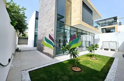 Villa - 5 Bedrooms - 7 Bathrooms for rent in Jumeirah 1 Villas - Jumeirah 1 - Jumeirah - Dubai
