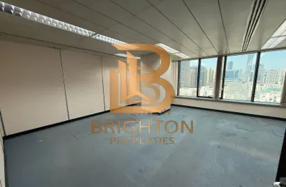 Office Space - Studio - 1 Bathroom for rent in Hamdan Street - Abu Dhabi