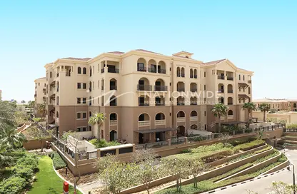 Outdoor Building image for: Apartment - 3 Bedrooms - 4 Bathrooms for sale in Saadiyat Beach Residences - Saadiyat Beach - Saadiyat Island - Abu Dhabi, Image 1