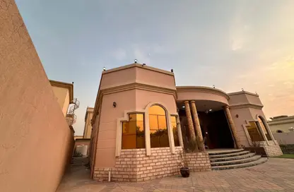 Villa - 3 Bedrooms - 6 Bathrooms for rent in Shamal Julphar - Ras Al Khaimah