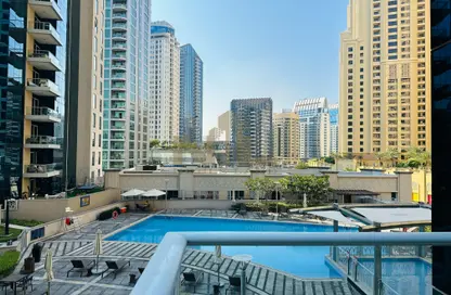 Pool image for: Apartment - 2 Bedrooms - 3 Bathrooms for rent in Shemara Tower - Marina Promenade - Dubai Marina - Dubai, Image 1