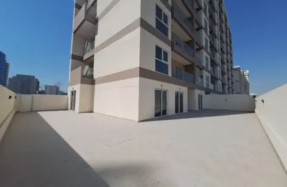 Apartment - 3 Bedrooms - 5 Bathrooms for rent in Al Furjan - Dubai