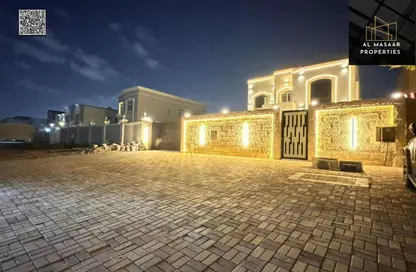 Villa - 5 Bedrooms - 7 Bathrooms for sale in Al Mowaihat 1 - Al Mowaihat - Ajman