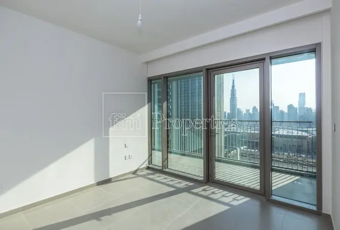 Apartment - 3 Bedrooms - 5 Bathrooms for sale in Downtown Views II Tower 2 - Downtown Views II - Downtown Dubai - Dubai