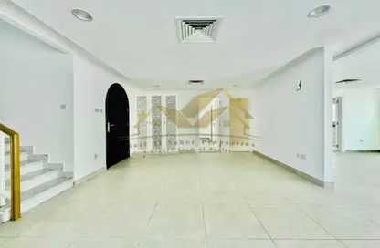 Villa - 4 Bedrooms - 5 Bathrooms for rent in Al Garhoud Villas - Al Garhoud - Dubai