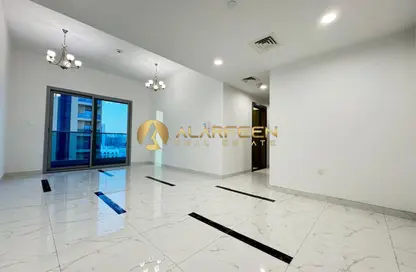 شقة - 2 غرف نوم - 2 حمامات للايجار في روز 10 - قرية الجميرا سركل - دبي