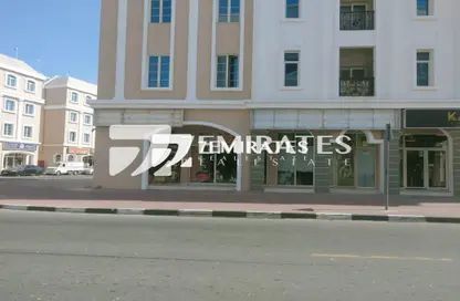 متجر - استوديو - 1 حمام للايجار في طراز يوناني - المدينة الدولية - دبي