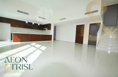 Apartment - 3 Bedrooms - 4 Bathrooms for sale in Panorama at the Views Tower 3 - Panorama at the Views - The Views - Dubai