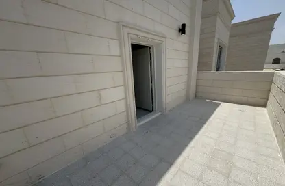 Apartment - Studio - 1 Bathroom for rent in Madinat Al Riyad - Abu Dhabi